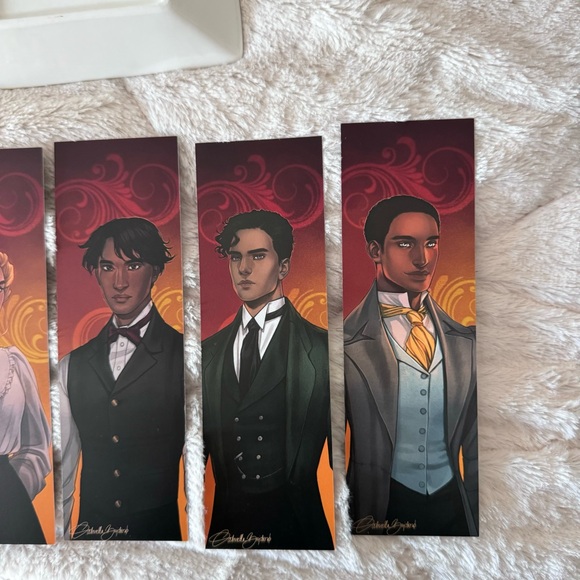 Gilded Wolves Trinket Dish & Bookmarks - Picture 2 of 5